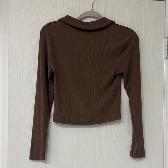 Abercrombie & Fitch Chocolate Taupe Ribbed Button-Front Collared Top - Picture 3 of 4